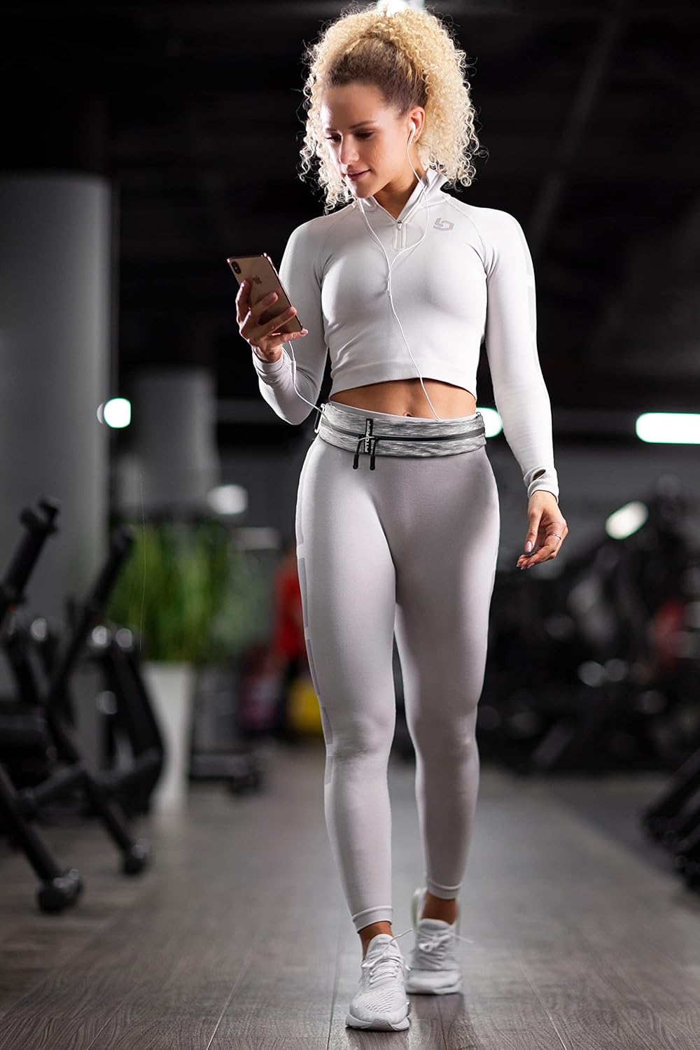 Fitgriff® Running Belt for Men & Women - Secure Jogging Pouch for Phone, Keys & Essentials - For All Cell Phones