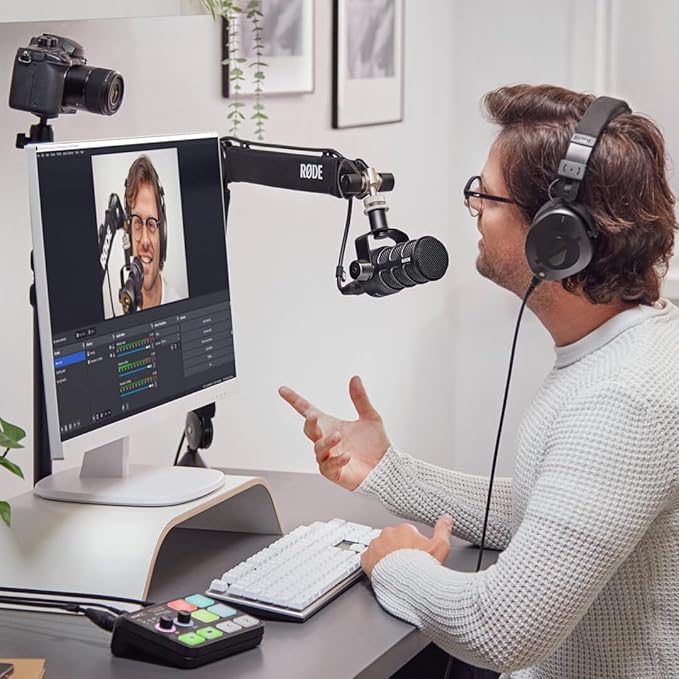 Rode PodMic USB Dynamic Broadcast Microphone with Rode SC27 Pink USB-C to USB-C Cable and StreamEye Adjustable Boom Arm