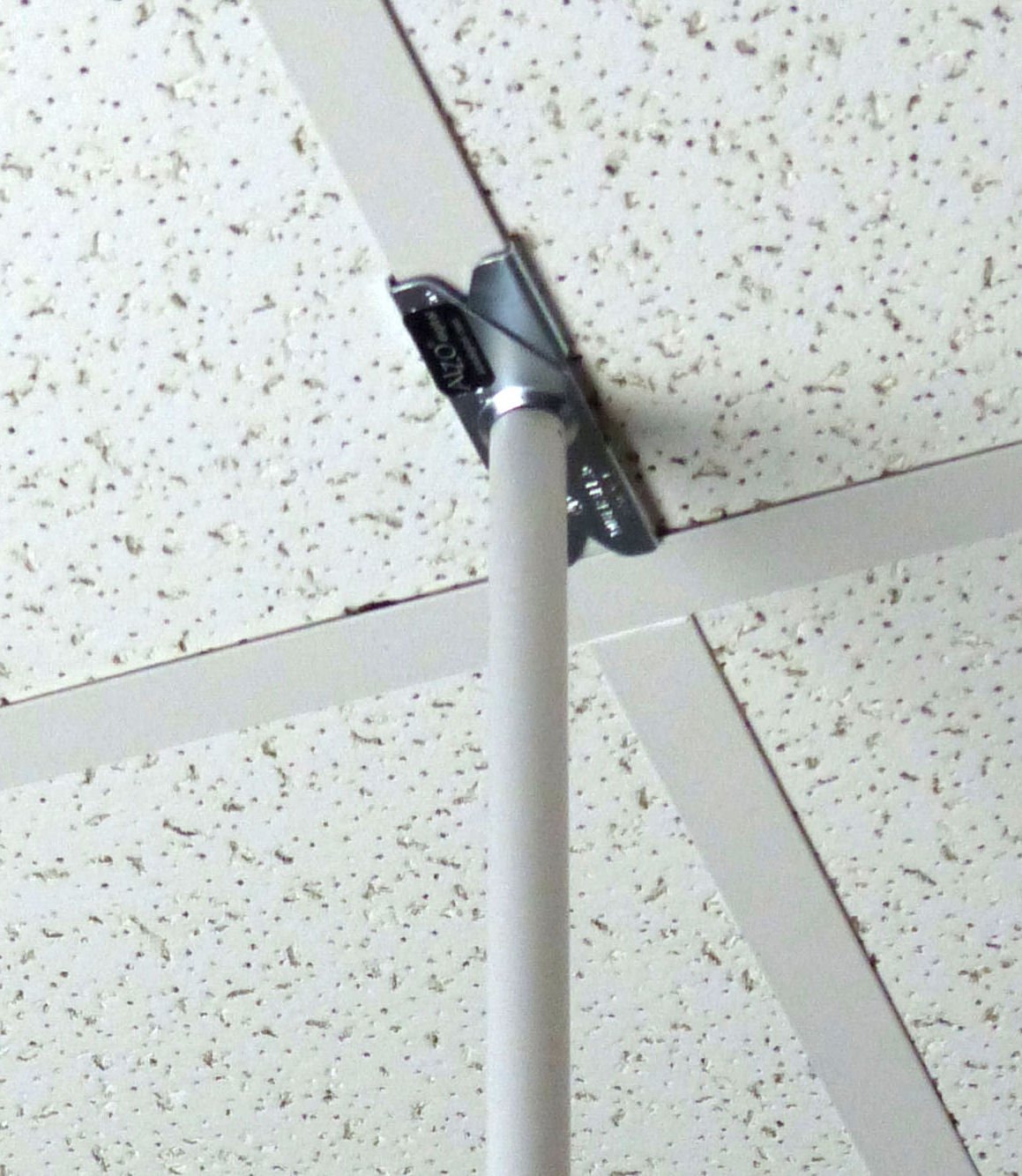 ALZO Short Suspended Drop Ceiling Video Projector Mount with Scissor Clamp for T-Bar Attachment with 10 Inch Drop