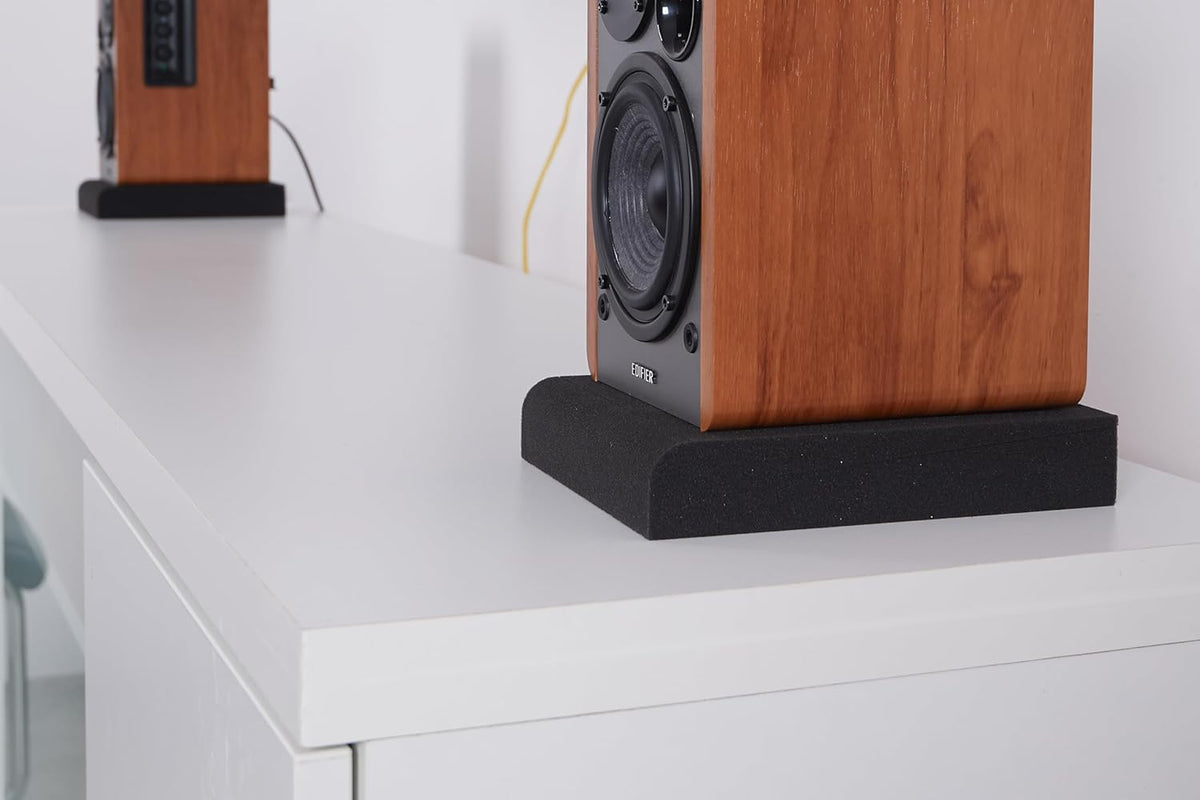 Sound Addicted - Studio Monitor Isolation Pads for 3-4.5 inches Small Speakers, Pair of 2 High Density Dampening Acoustic Stands Foam which Fits Most Bookshelf’s and Desktops | SMPad 4