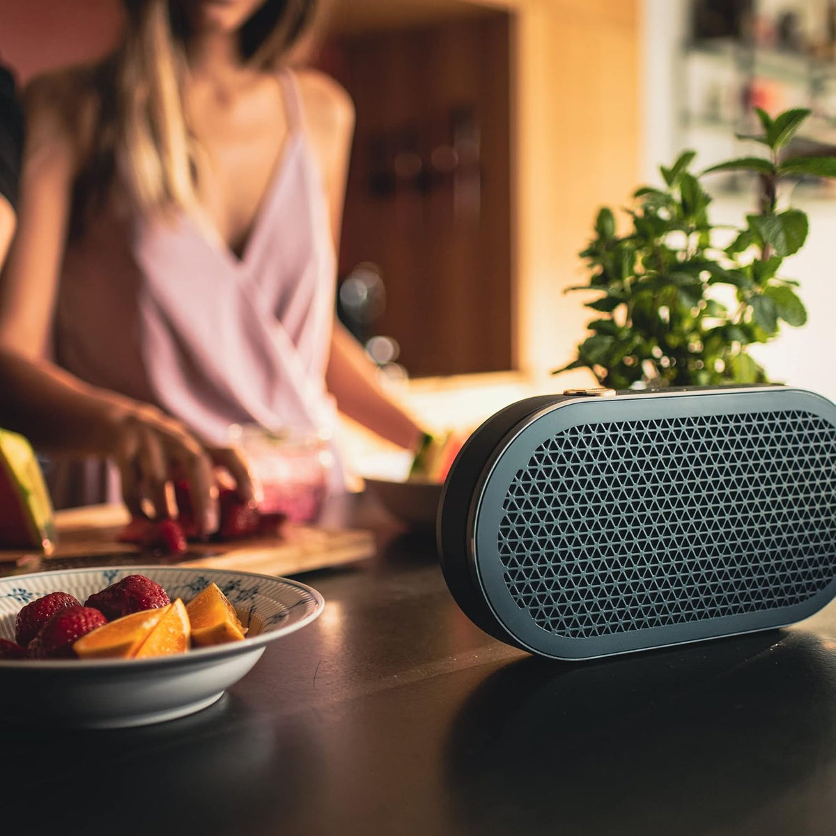 DALI Katch G2 Portable Bluetooth Speaker (Chilly Blue)